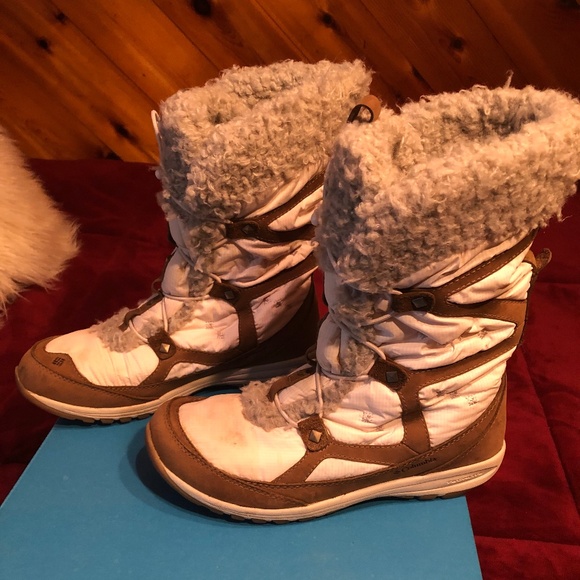 Columbia Snow Boots - Picture 1 of 5